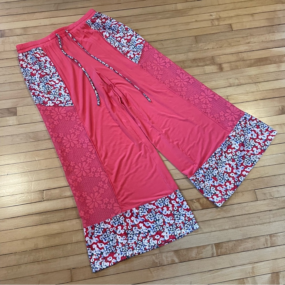 POL Mixed Media Print Wide Leg Pants Floral Lace Patchwork Pull On Coral Pink